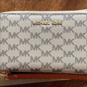Michael Kors wallet